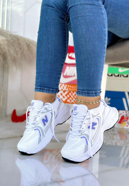 NUEVOS TENNIS PARA DAMA N.B